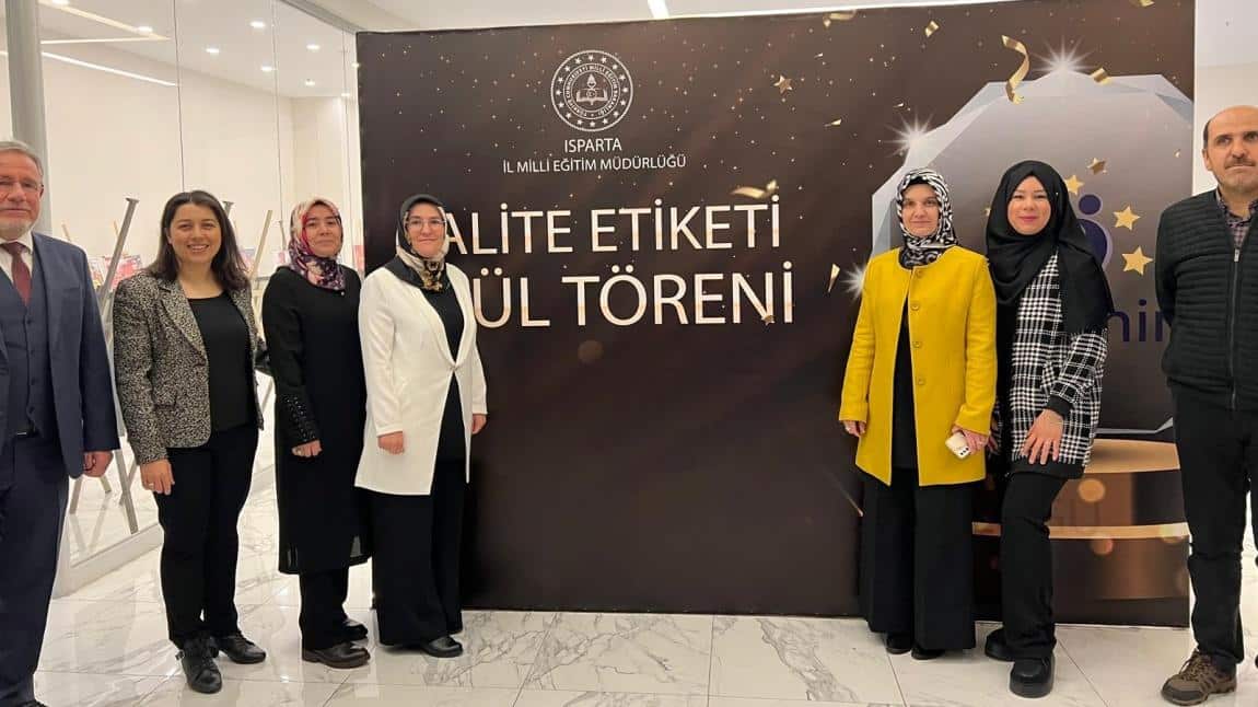 Öğretmenlerimiz e-Twinning Kalite Etiketi Ödülü Aldılar